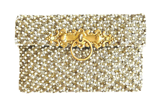THE AVRIL CLUTCH