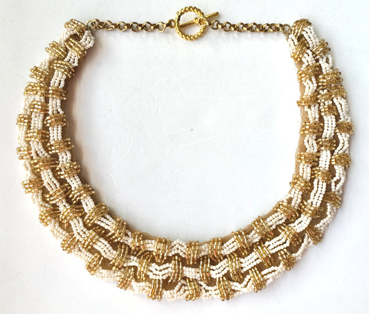 THE WOVEN NECKLACE