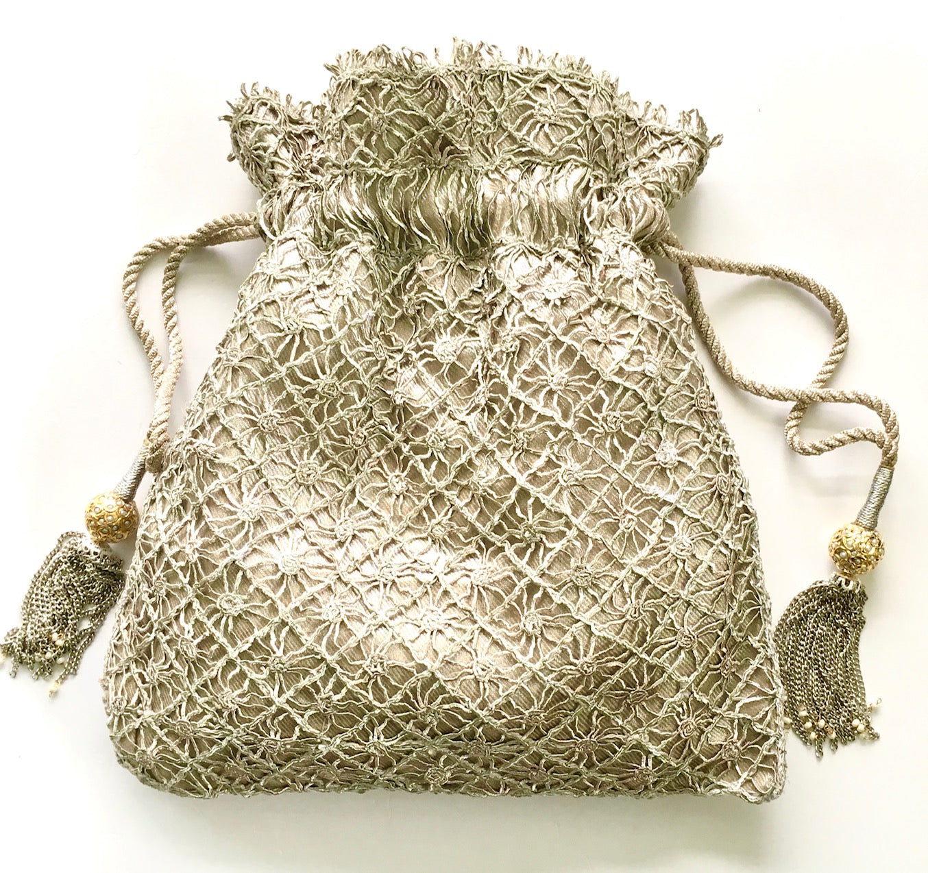 THE CROCHET BATWA