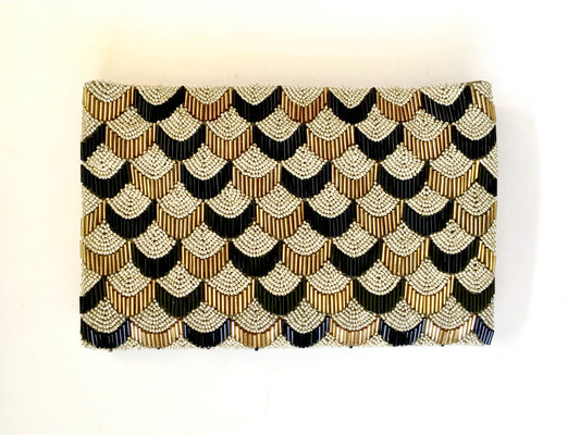 THE FLAPPER CLUTCH