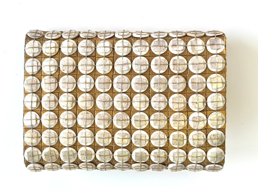 THE FORMA CLUTCH