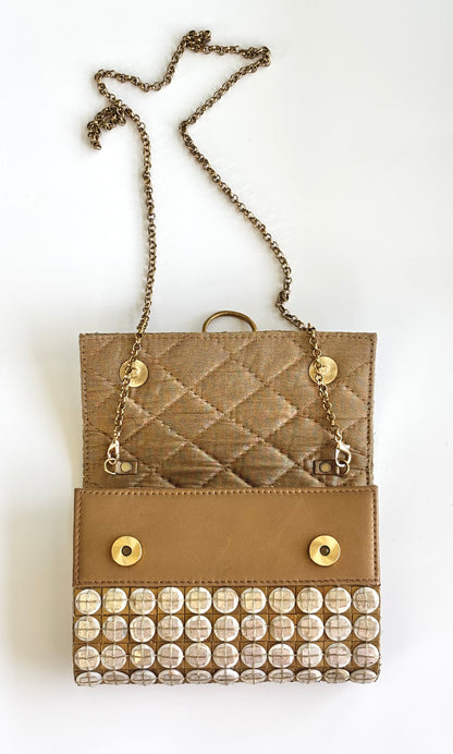 THE FORMA CLUTCH