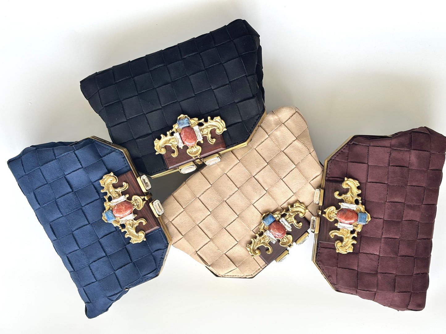 THE SARNO CLUTCH
