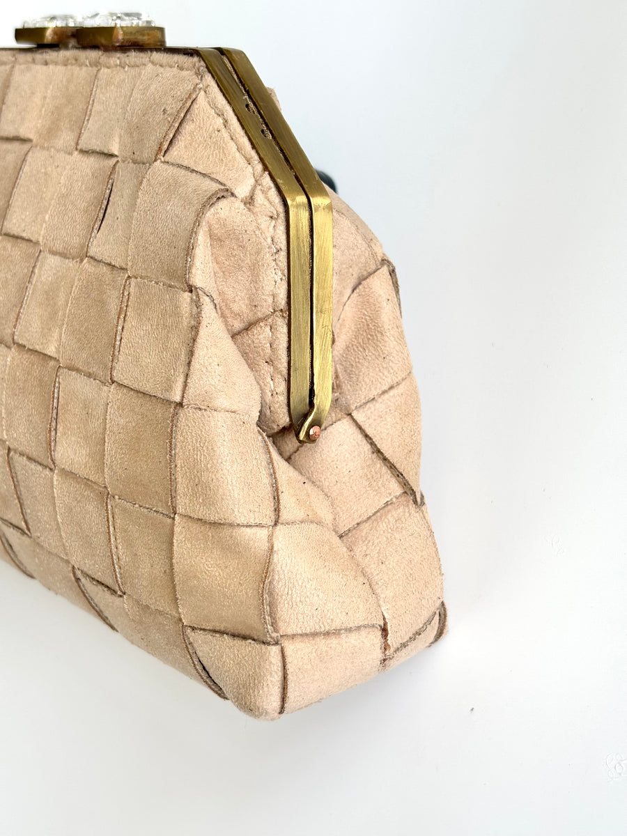THE SARNO CLUTCH