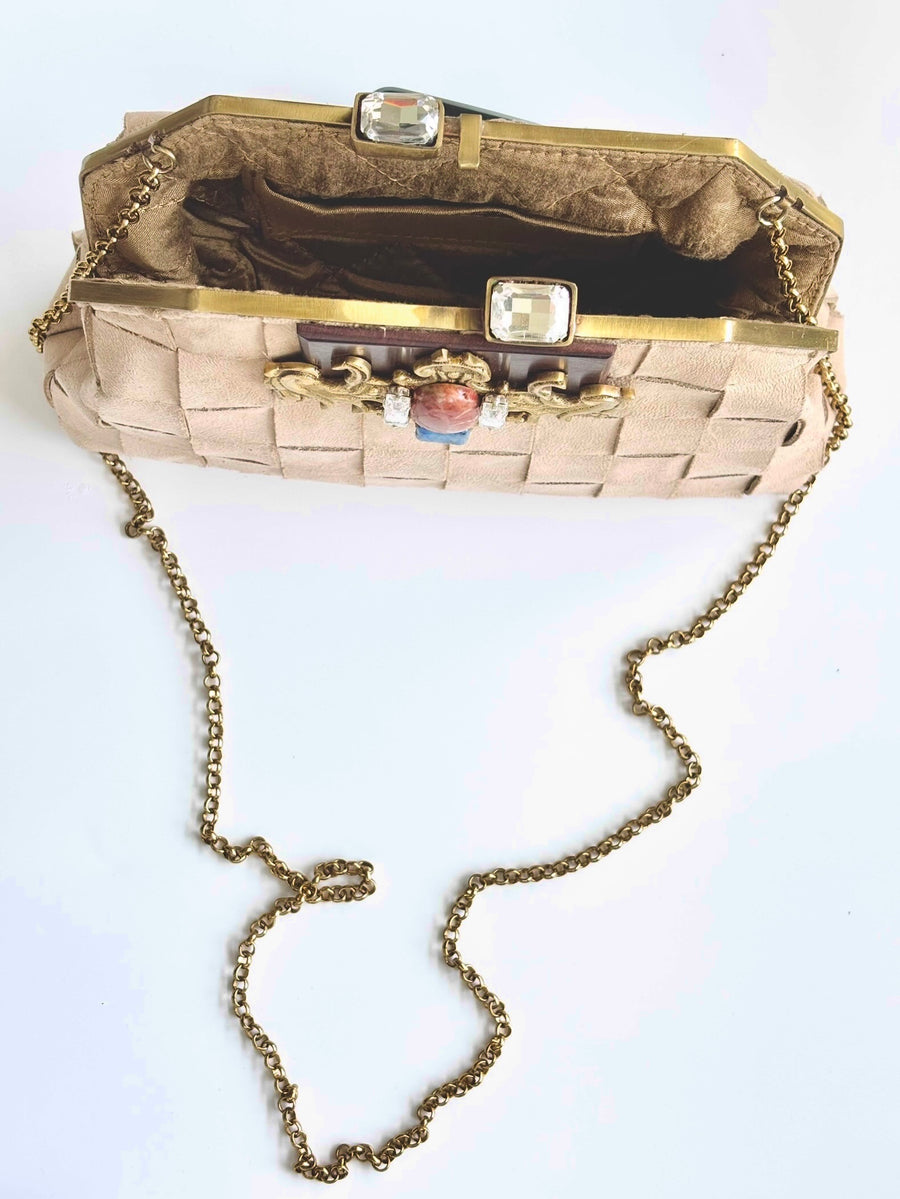 THE SARNO CLUTCH