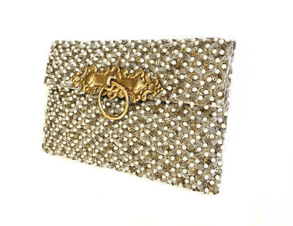 THE AVRIL CLUTCH