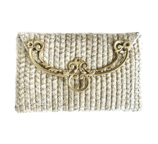 THE MAIA CLUTCH