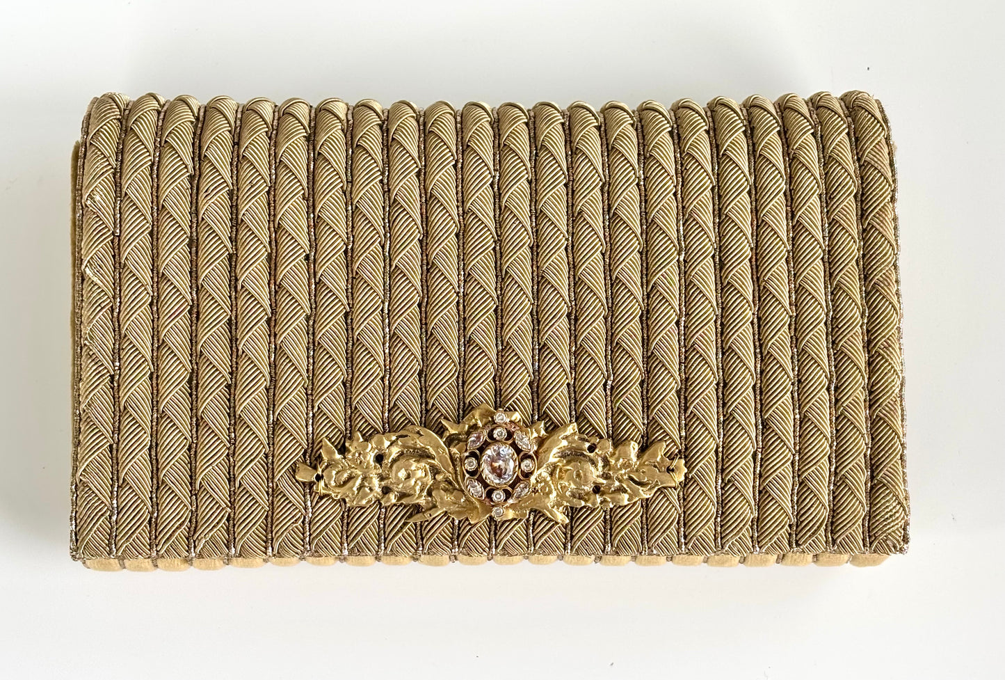 THE CORDA  CLUTCH