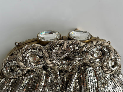 THE ALESSANDRA CLUTCH
