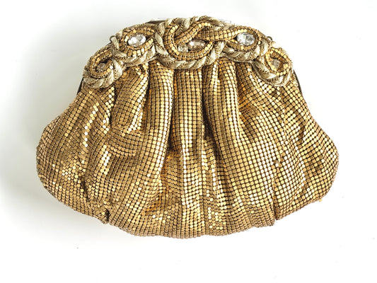 THE ALESSANDRA CLUTCH