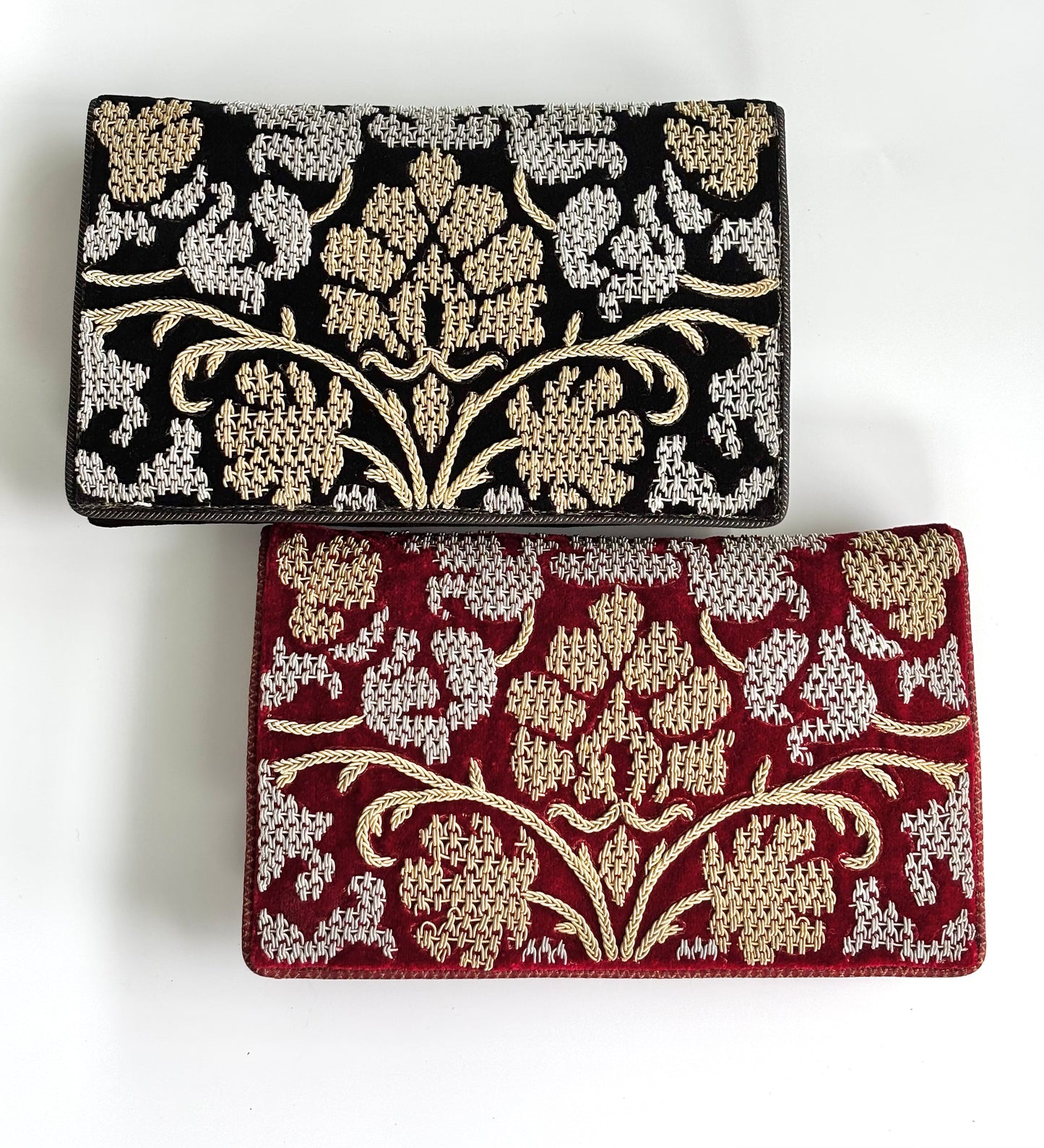 THE FIORELLA CLUTCH