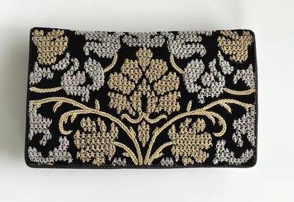 THE FIORELLA CLUTCH