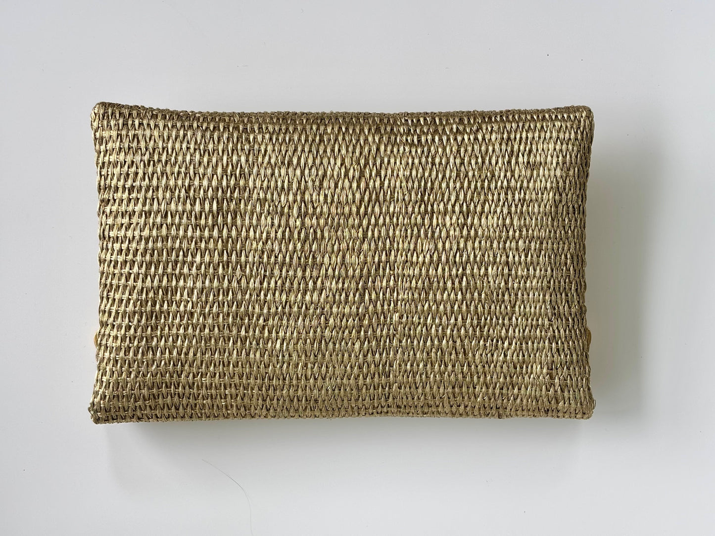 THE FIORA CLUTCH