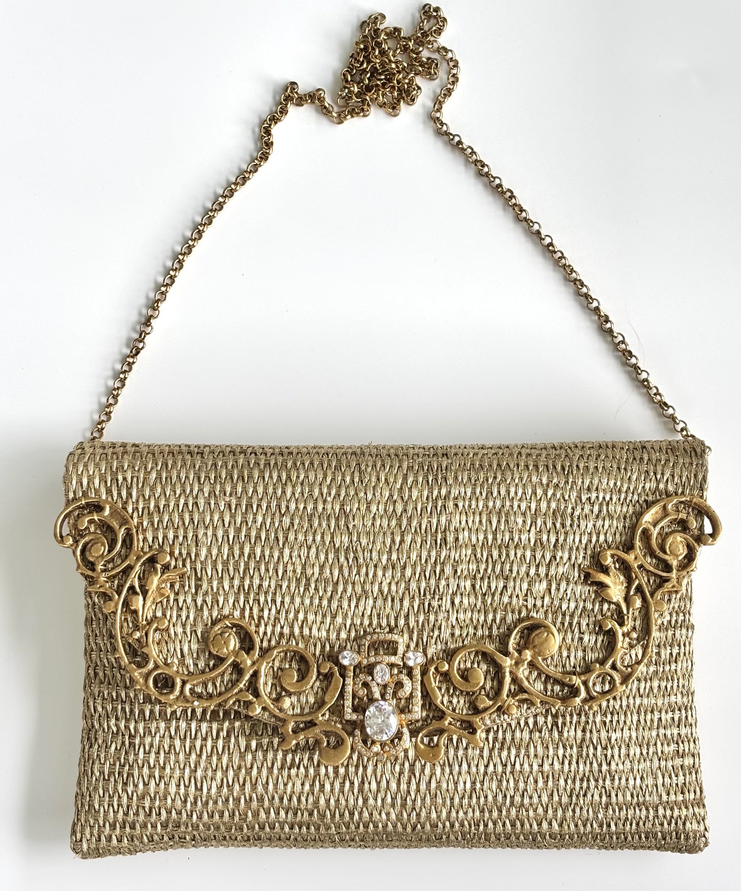 THE FIORA CLUTCH