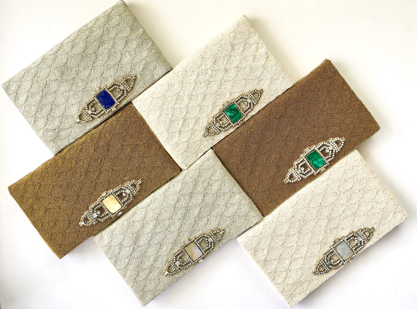THE MICRO SCALLOP CLUTCH