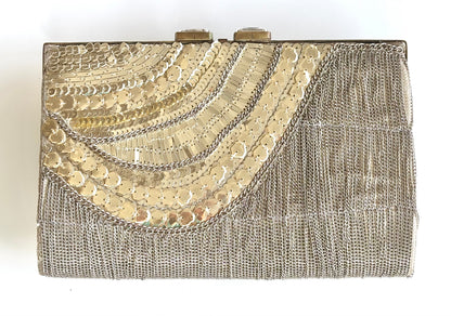 THE ARCHE CLUTCH