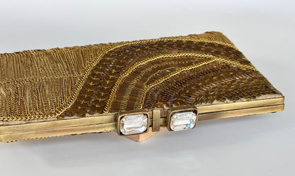 THE ARCHE CLUTCH