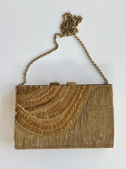 THE ARCHE CLUTCH