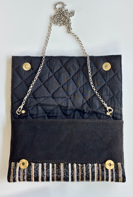 THE GRAPHIQUE CLUTCH