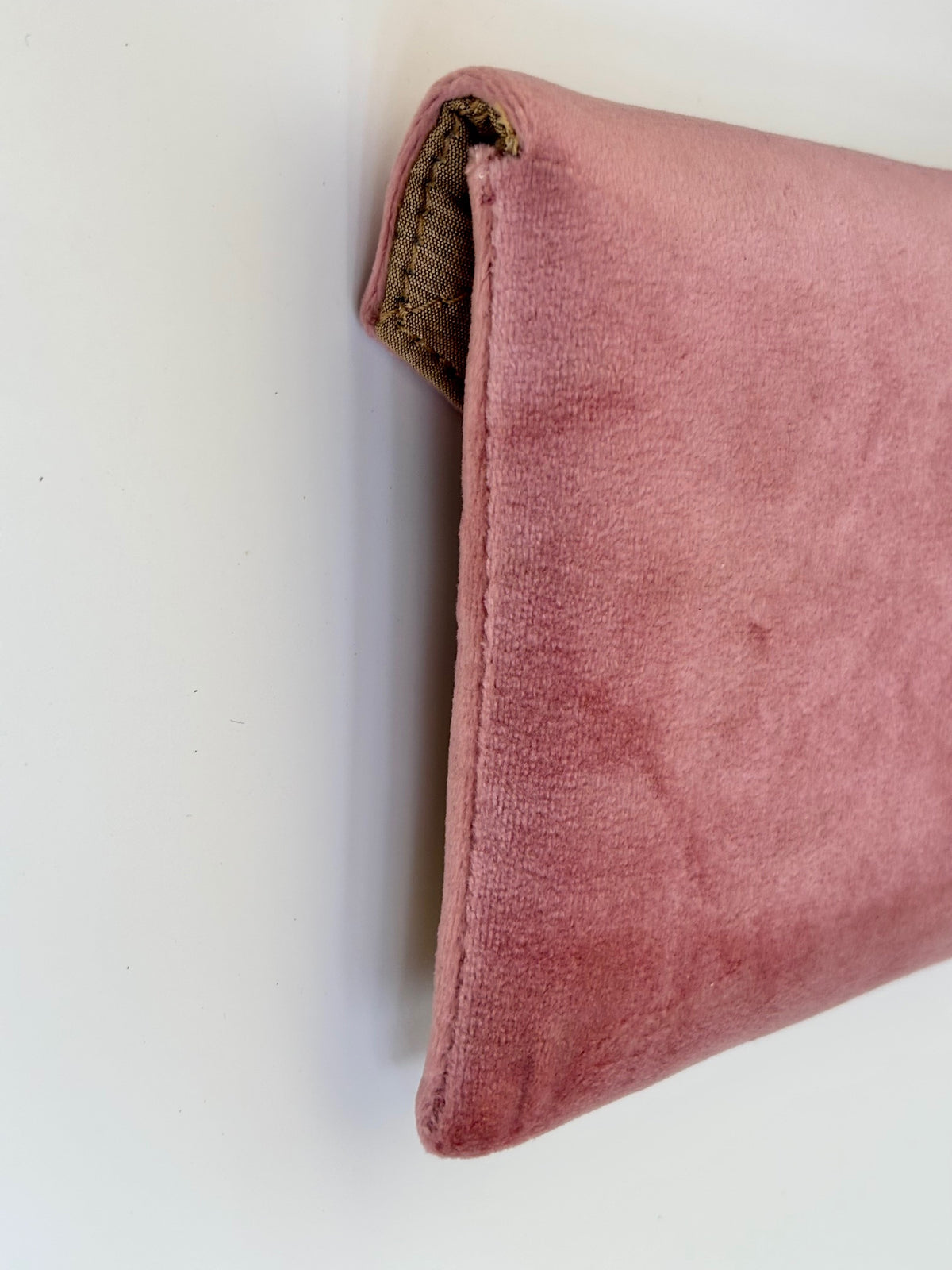 THE PARTERRE CLUTCH