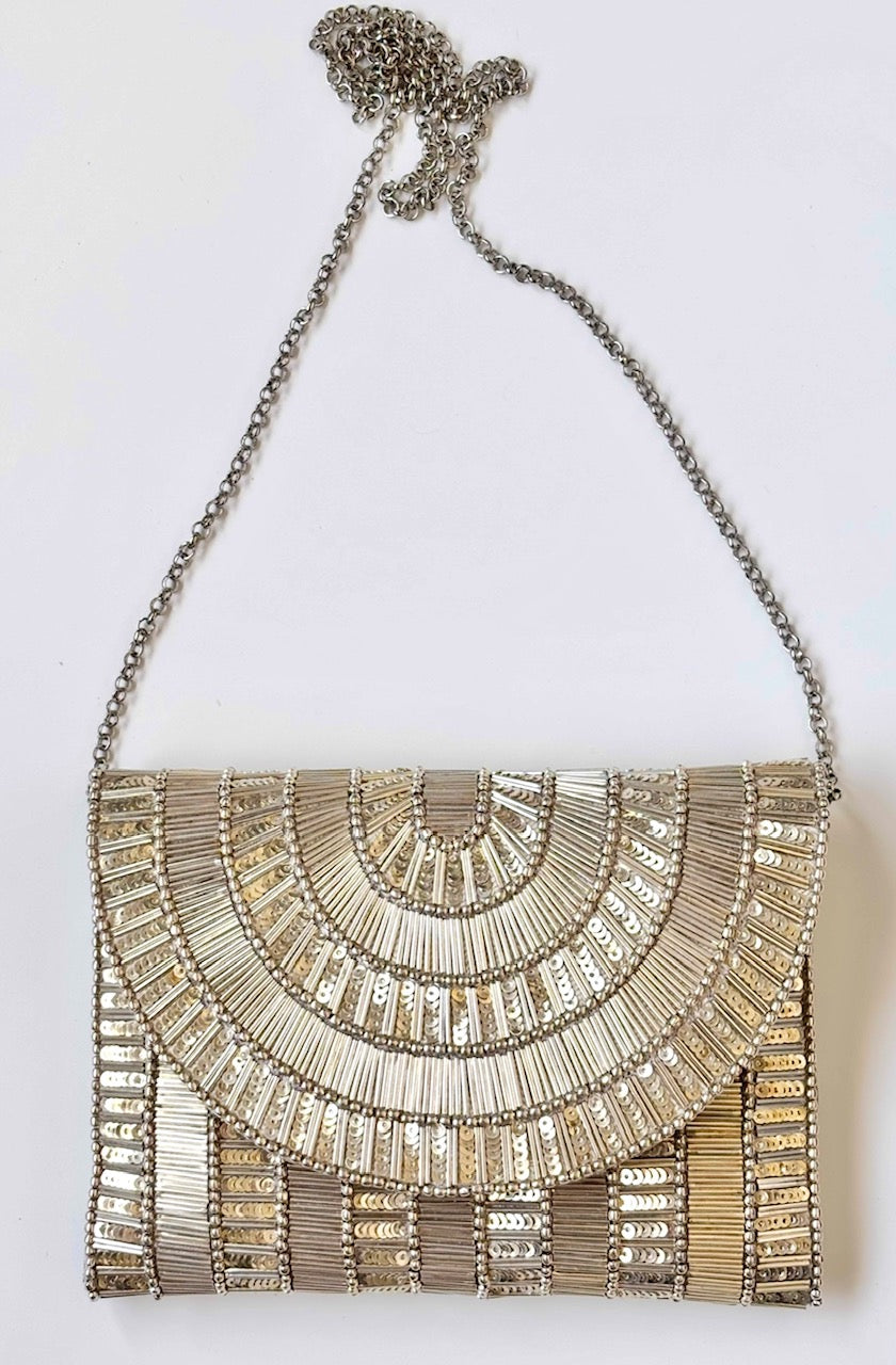 THE SOLEIL CLUTCH