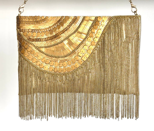 THE ARCHE CLUTCH (FLAPPER)