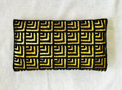 THE GLAMAZON CLUTCH
