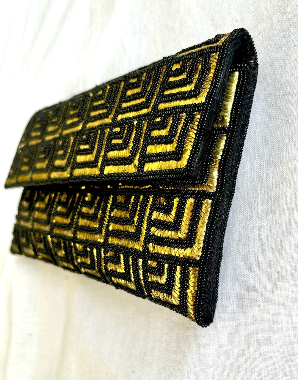 THE GLAMAZON CLUTCH