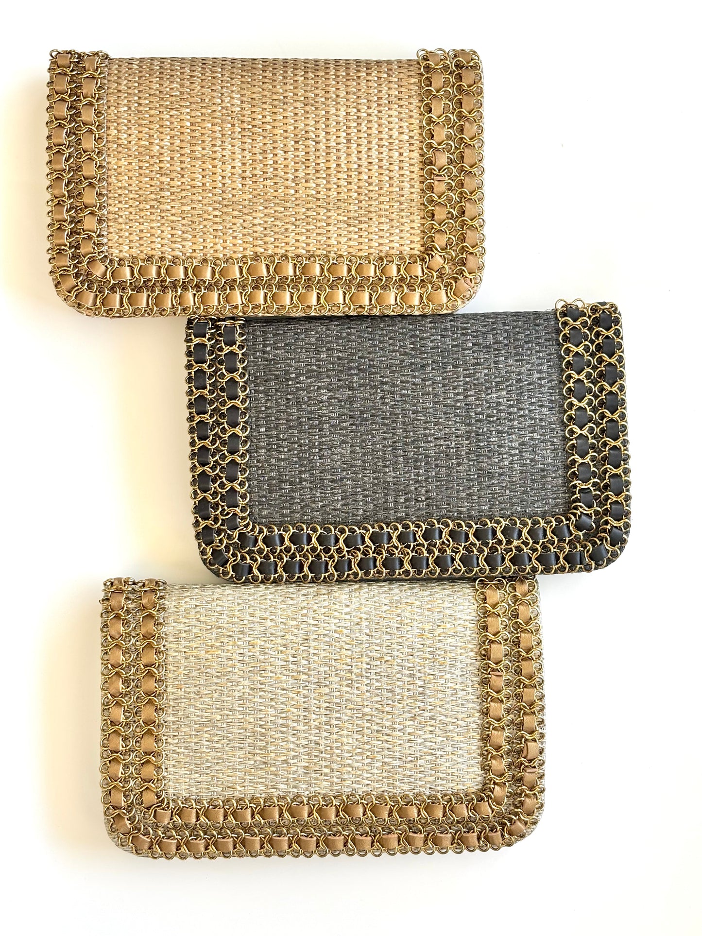 THE ENTRELLE CLUTCH