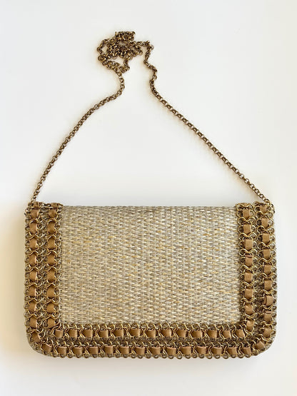 THE ENTRELLE CLUTCH