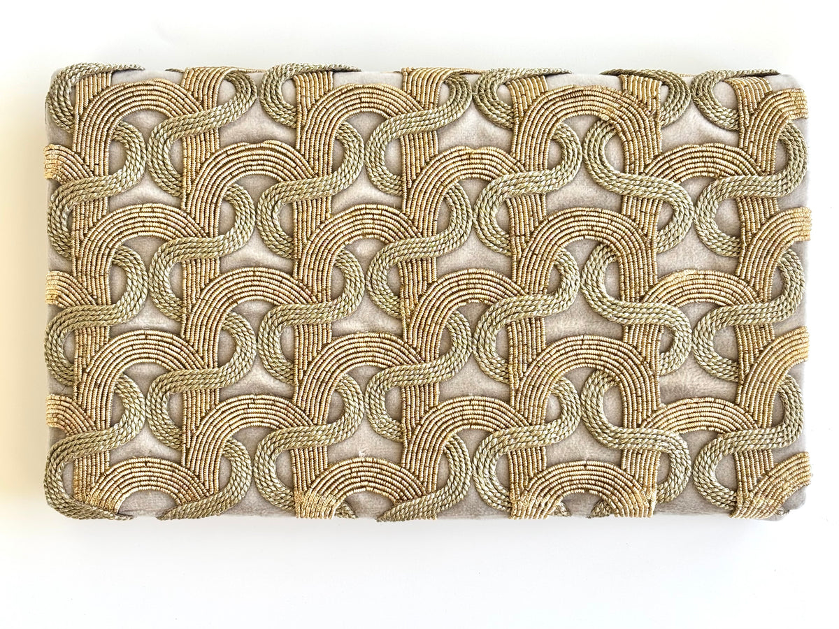 THE ASTORIA CLUTCH