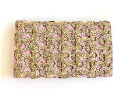 THE ASTORIA CLUTCH
