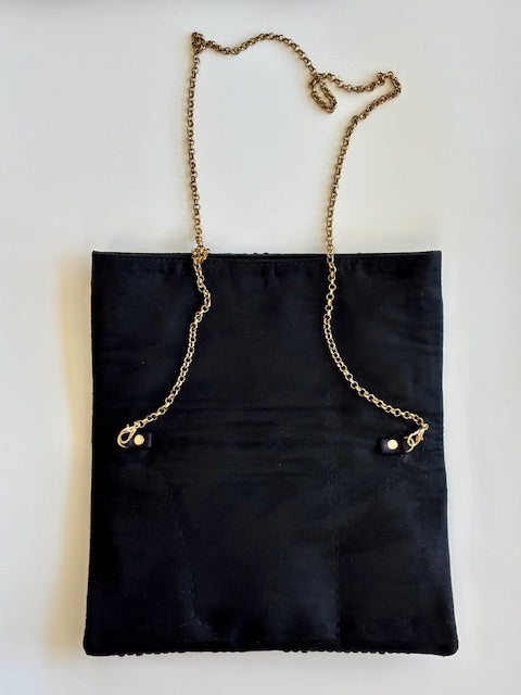 THE CALYPSO CLUTCH
