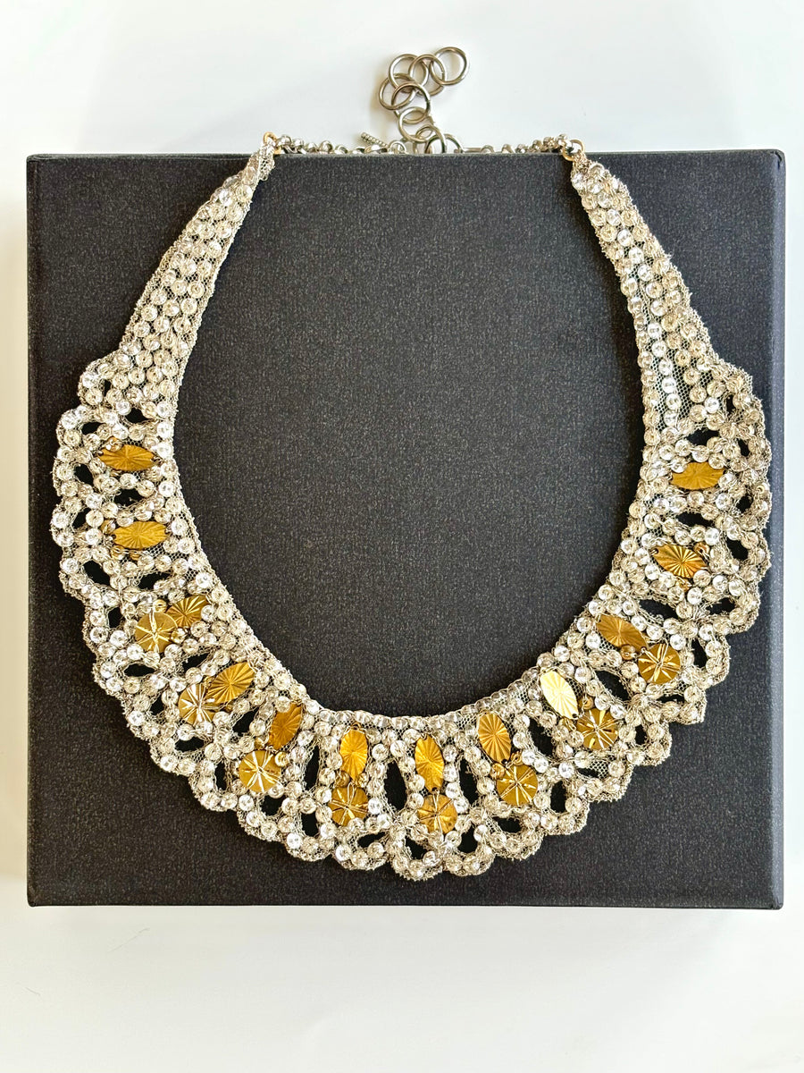 THE CHANTILLY NECKLACE