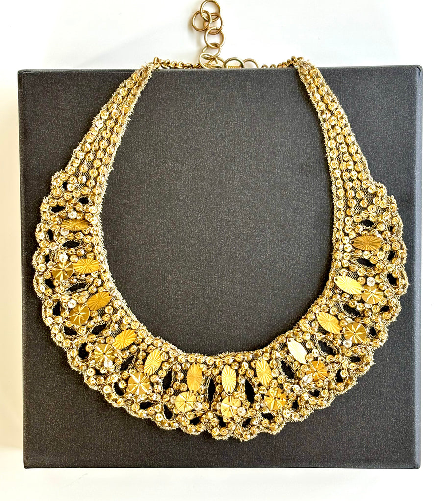 THE CHANTILLY NECKLACE
