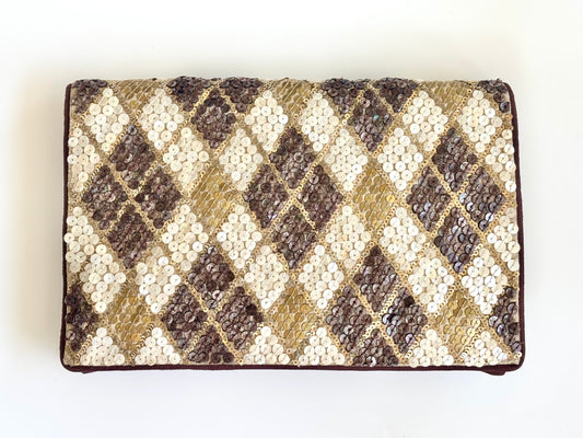 THE ARGYLE CLUTCH
