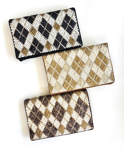 THE ARGYLE CLUTCH