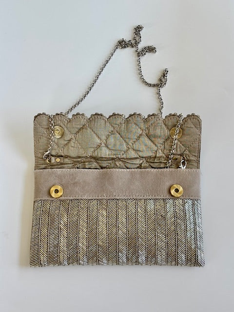 THE FLORENTIA CLUTCH
