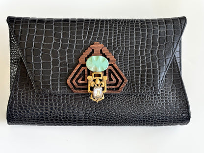 THE PALOMA CLUTCH