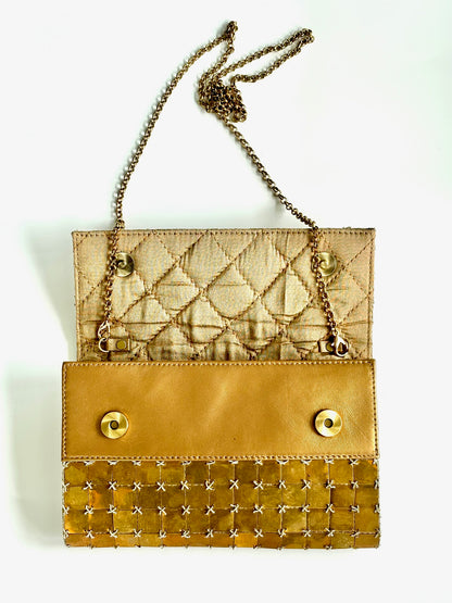 THE BURNT METAL CLUTCH