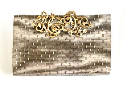 THE BRIQUE CLUTCH