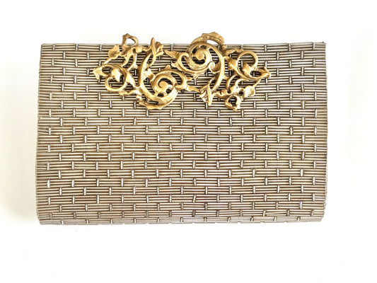 THE BRIQUE CLUTCH