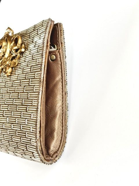 THE BRIQUE CLUTCH