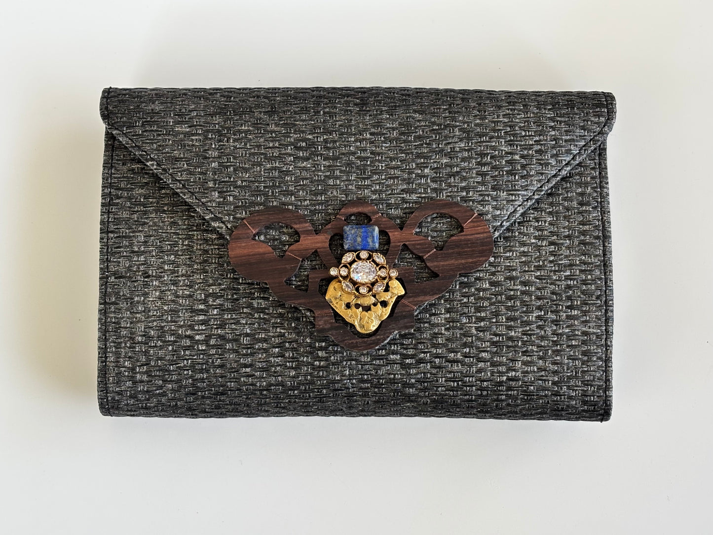 THE MADERA CLUTCH