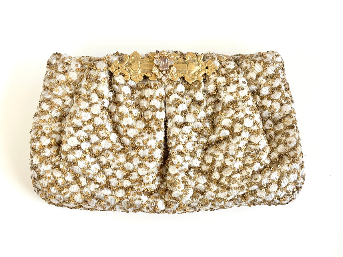 THE SOLENNE CLUTCH