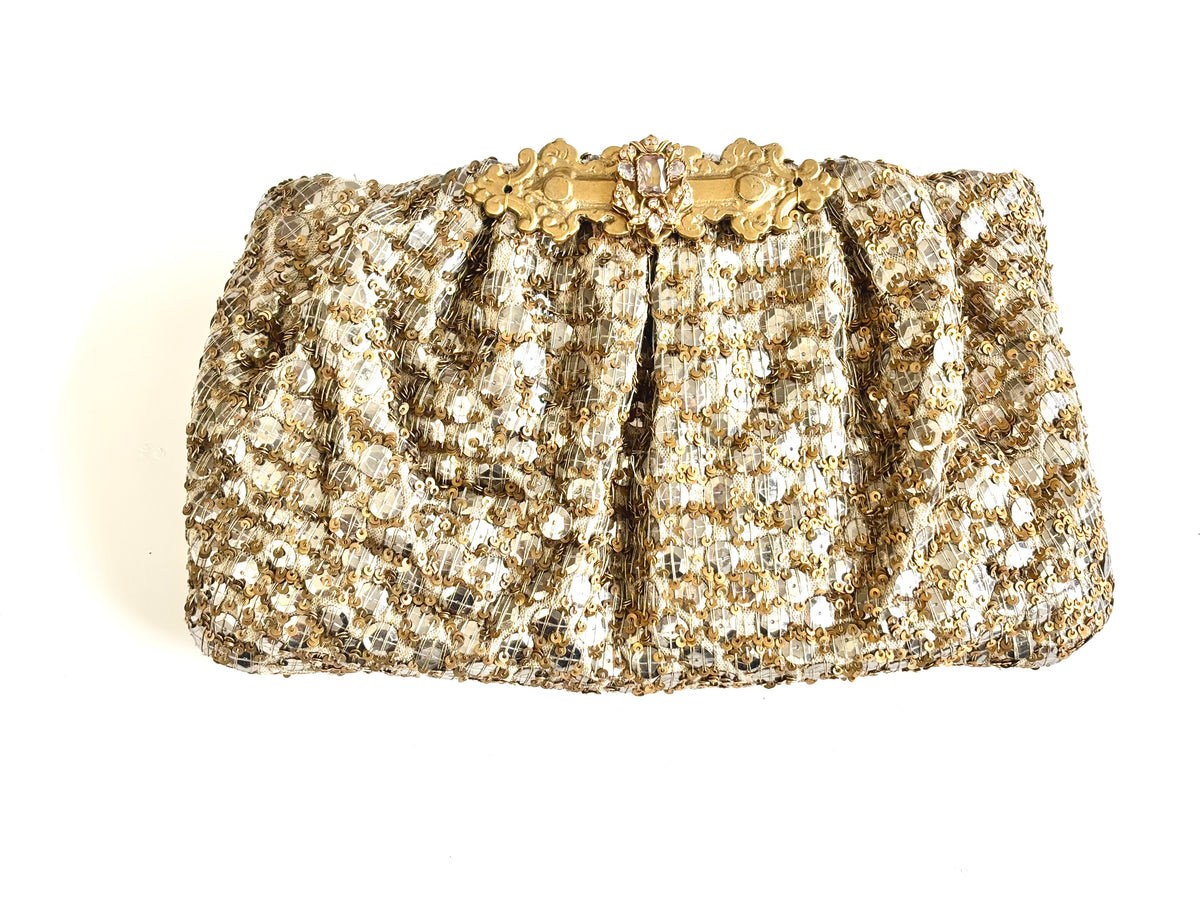THE SOLENNE CLUTCH