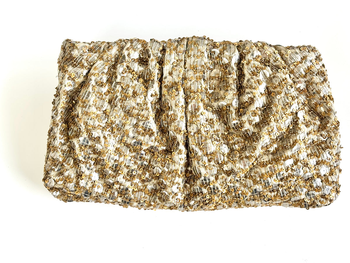 THE SOLENNE CLUTCH