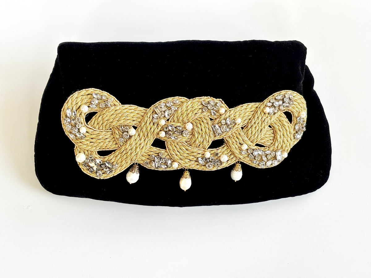 THE SERAPHINE CLUTCH