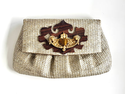 THE CAPRI CLUTCH
