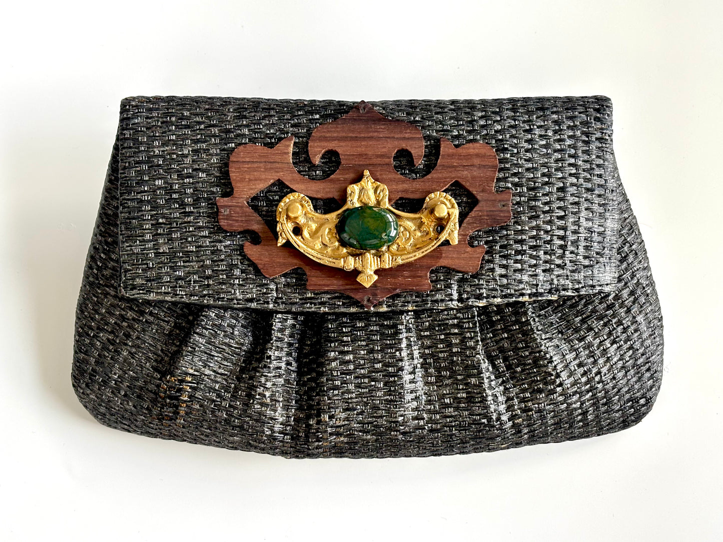 THE CAPRI CLUTCH